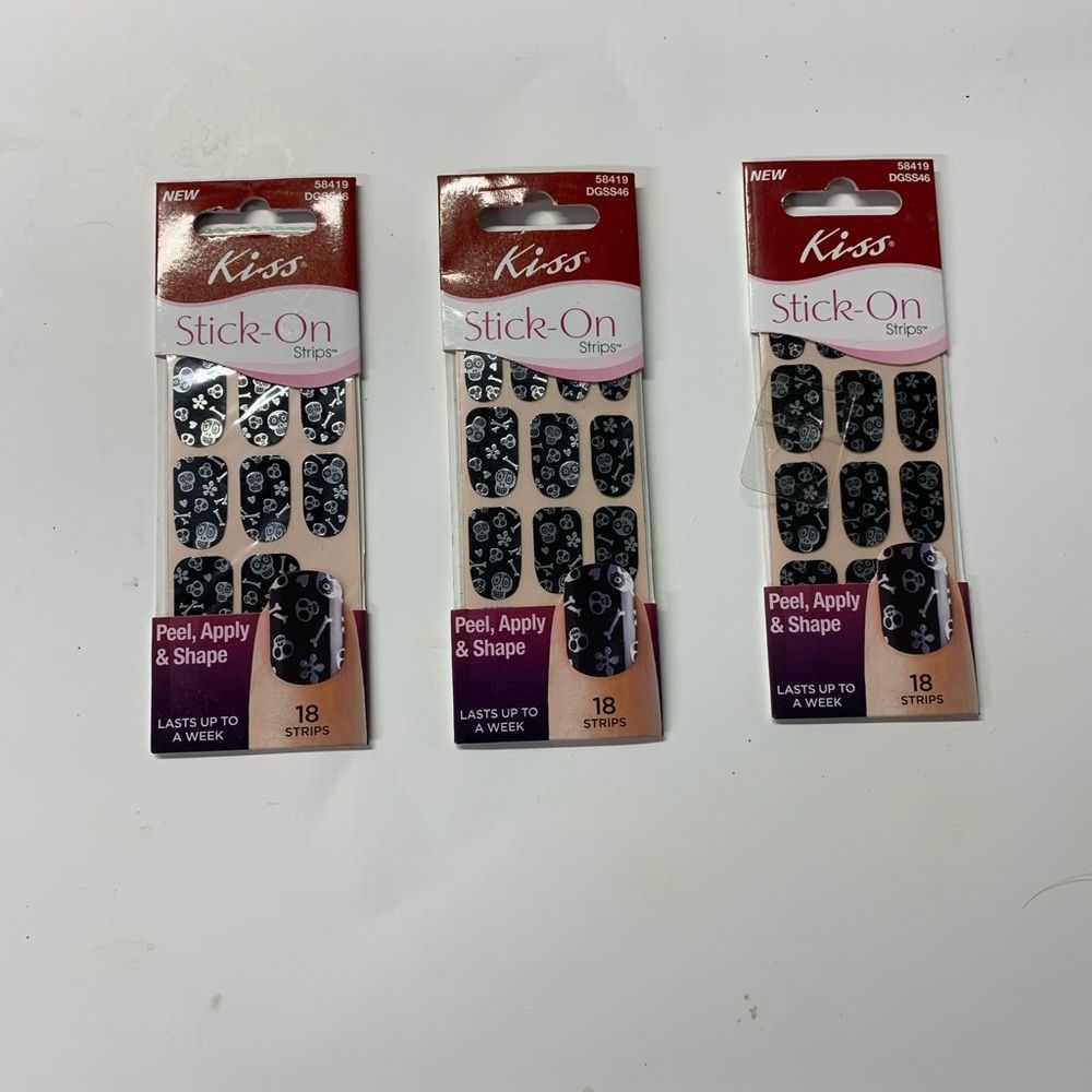 Kiss Nail Dress Stick ons​